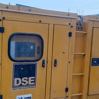لبيع مولد بيركز 6سلندر 100كيفي كاتم بلادي 07824659653