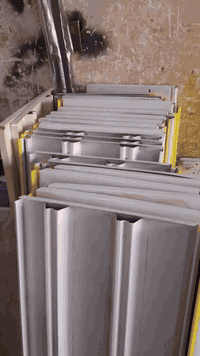 سفينه وسطية تركي ورفوف جداري الشراي يتصل العنوان بغداد مدينه الصدر اكو توصيل ***********
