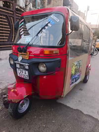 تكتك للبيع موديل 18 معمرة أصولي  07811562385 المكان الدورة  السعر 5500...