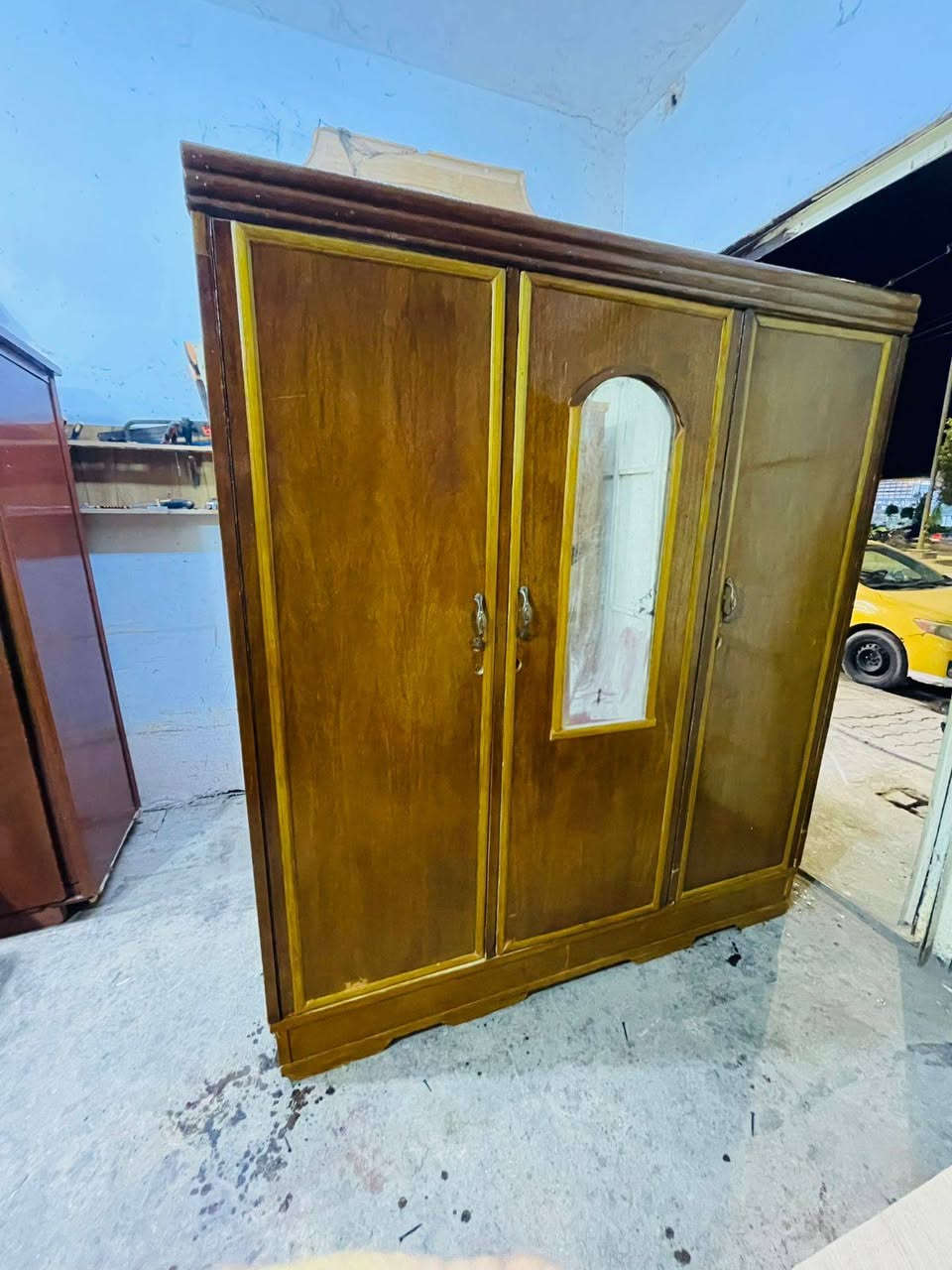 كنتور 5بوب حطاطة السعر 240الف
كنتورين 4بوب حطاطة سعر الواحد 190الف
كنتور 3بوب حطاطة السعر190الف
كنتور بابين حطاطة السعر 80الف
بوفية متر و70سنتم السعر120الف
العنوان التاميم القادسية الاولى شارع المشاتل 
للأستفسار***********
