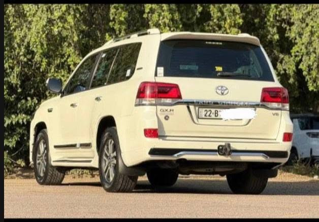 موديل : 2017
ماشية :   130 km الف
فئة :  كراند تورنك  G.X.R محرك V8
مكفولة كفالة عامة فقط بي ضرر بسيط بل باب سونار بل منشور
 محرك V8.  4600 
فول مواصفات أعلى فئة 1/1
ساز باب اول 8 ايرباك ديفيدي بل قماره اوف وايت جلد 
5 كامرات مري قلاب شفط 
ومعروف السياره فئتها وموواصفاتها الفول
هزة ورقم الجديد اربيل بسمي ورقم مميز 
وبيها سنويه تضليل 80 بل 100

للاستفسار  ***********
