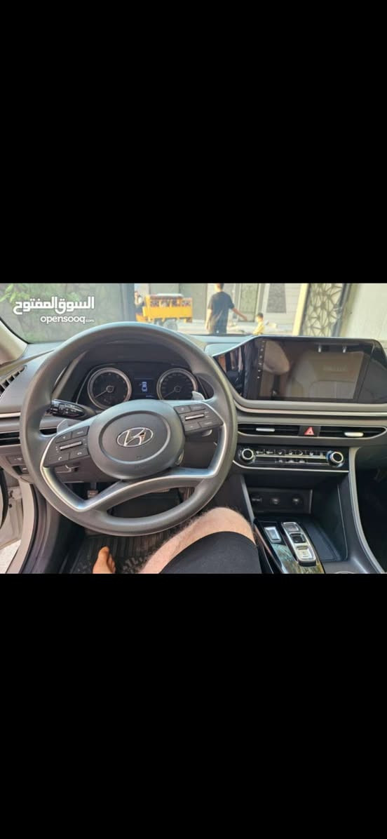 سلام عليكم سوناتا 2023خليجي سياره مكفوله كفاله عامه ماعد بارد ب جاملغ فقط وسياره نضيفه وحلوه وماشيه 30 ألف سياره رقم أربيل موصفات حساسات امامي خلفي شفتات ب الاستيرن شاشه أندرويد  مكينه 2500 سياره سعرها 205وبيها مجال حك جيه مكان سياره بصره ورقم تلفوني***********
