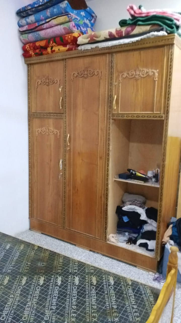 السلام وعليكم  عندي جربايه وكنتور استخدام بسيط  الكنتور بس الباب مشلوع مابي شي  التواصل عله هاذا الرقم 0781831094 ما عندي توصيل مكاني حي سومر البنوك


**إذا كنت صاحب هذا الإعلان وتريد حذفه لأي سبب، رجاءا أرسل رسالة إلى الدعم الفني**