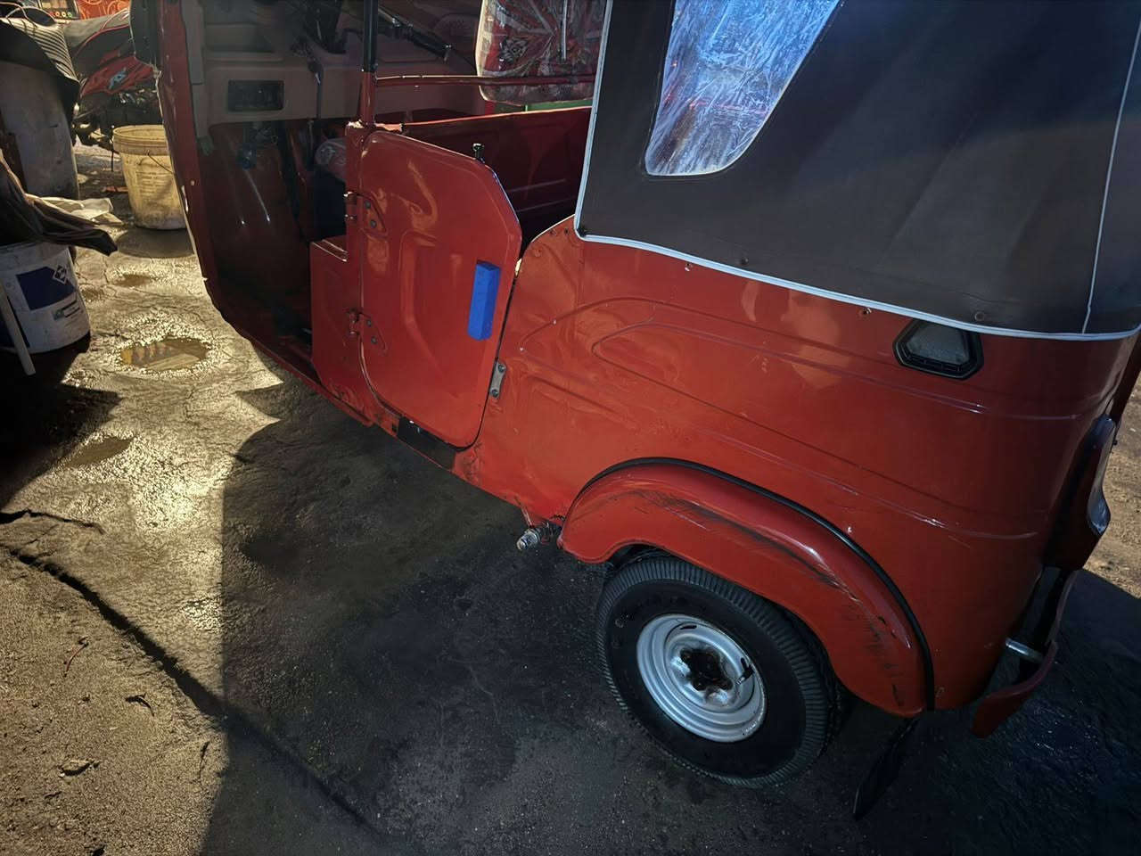 تكتك 2022
بيه ضربه يم الباب 
السعر7300
رقم تلفون ***********
العنوان البصره جمهورية قرب دفاع المدني
