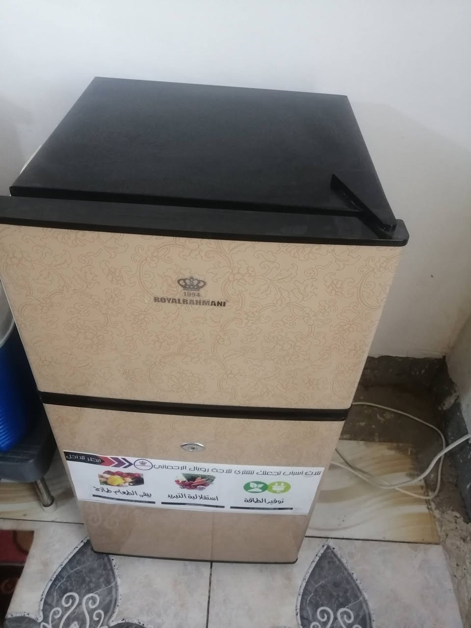 ثلاجه للبيع ما مستعمل شهر
السعر 140 وبيه مجال للشراي
مكاني قرب مطعم الديوان
متوفر خاص او واتساب ***********
