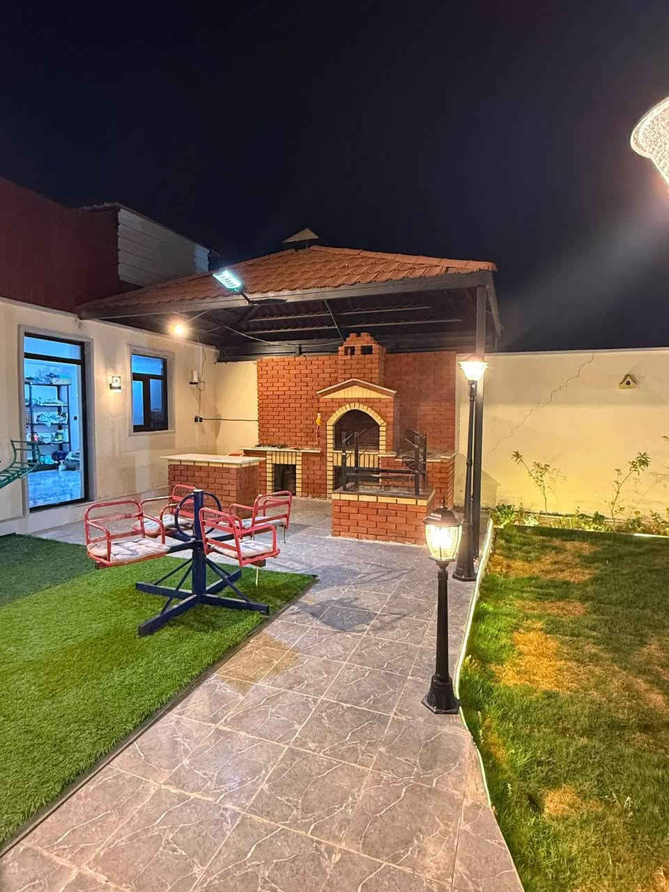 ‏✨💎 مزرعة الماسة VIP 💎✨
‏📍 الموقع: بغداد – الدورة – البوعيثة
‏
‏إذا تريد مكان راقي ومرتب حتى تقضي أحلى يوم ويه الأهل أو الأصدقاء، مزرعة الماسة VIP هي اختيارك الأمثل! 😍🌴
‏
‏🌊 محتويات المزرعة:
‏✅ مسبح كبير
‏✅ مسبح أطفال
‏✅ ألعاب أطفال
‏✅ جلسات داخلية مكيفة بالكامل
‏✅ جلسات خارجية مريحة
‏✅ بلياردو 🎱
‏✅ منضدة ⚽
‏✅ فيشة
‏✅ إنترنت Wi-Fi 📶
‏✅ تبريد كامل ❄️
‏✅ كهرباء 24 ساعة ⚡
‏✅ باربكيو كامل وجاهز 🍖🔥
‏
‏🏅 المزرعة موثقة داخل تطبيق "أجرلي" لزيادة الثقة وضمان الحجز.
‏
‏🌟 أجواء فاخرة، نظافة عالية، وخصوصية تامة لتستمتعون بأجمل الأوقات.
‏
‏📞 للحجز والاستفسار:
‏***********
‏📩 أو راسل الصفحة مباشرة.
‏
‏#مزرعة_الماسة #VIP #بغداد #الدورة #البوعيثة #أجرلي #مزارع_بغداد #حجز_مزارع #مسبح #شاليهات_العراق #استراحة #جلسات_عائلية #العاب_اطفال #باربكيو #بلياردو
