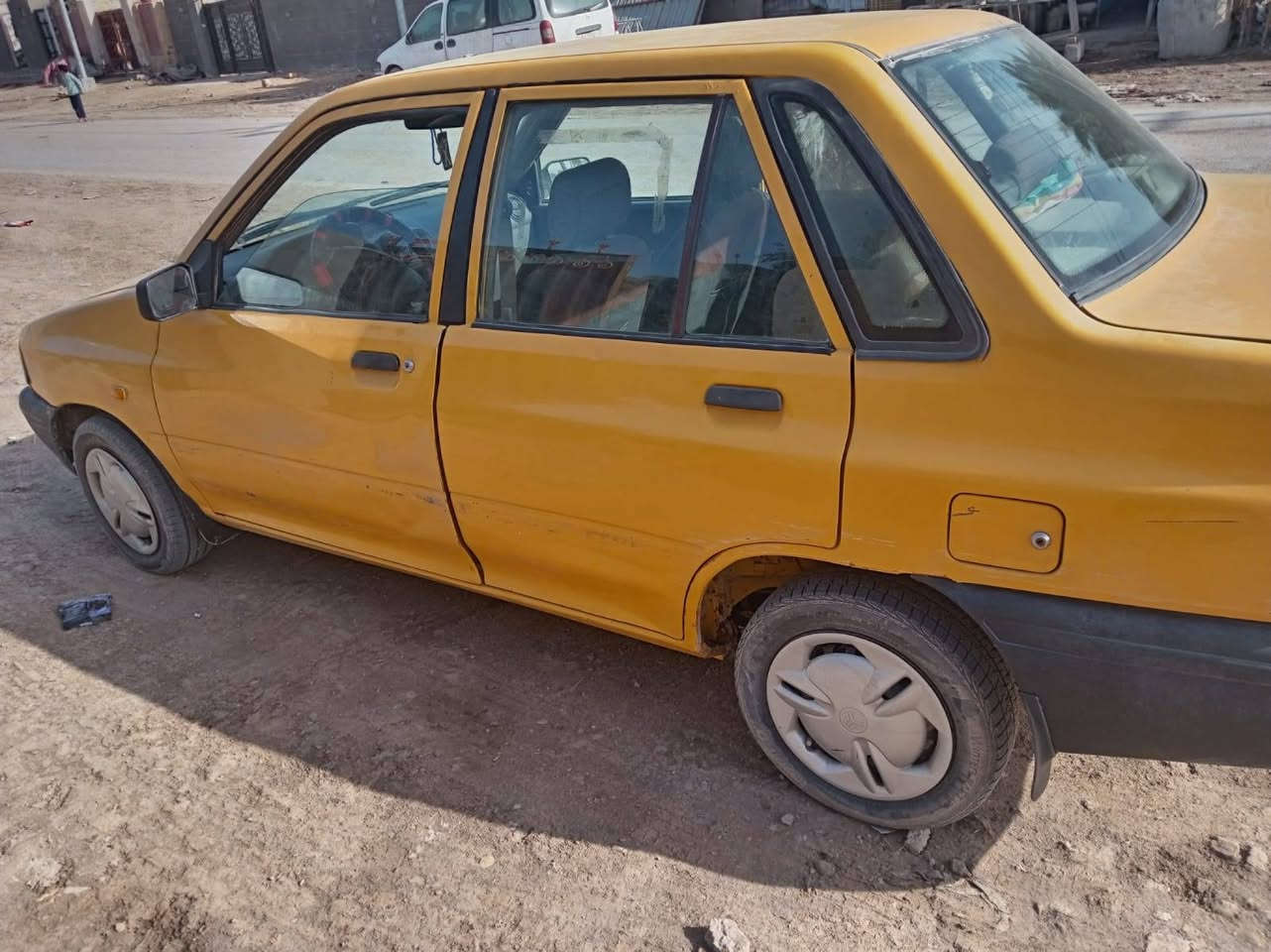 السلام عليكم البيع سياره سايبه موديل 2013 مكفوله من ضربه من تبديل كير مكينه مكفولات حداديه جديده  تخم تأير جديد رقم قادسيه 16 نكليزي بسمي سنويه 2030  مصفره هيئة وقرامات مامطلوبه الو ربع مداور ثاني يوم السعر 34 وبيه مجال مكان السياره الديوانية قضاء عفك رقم ***********
