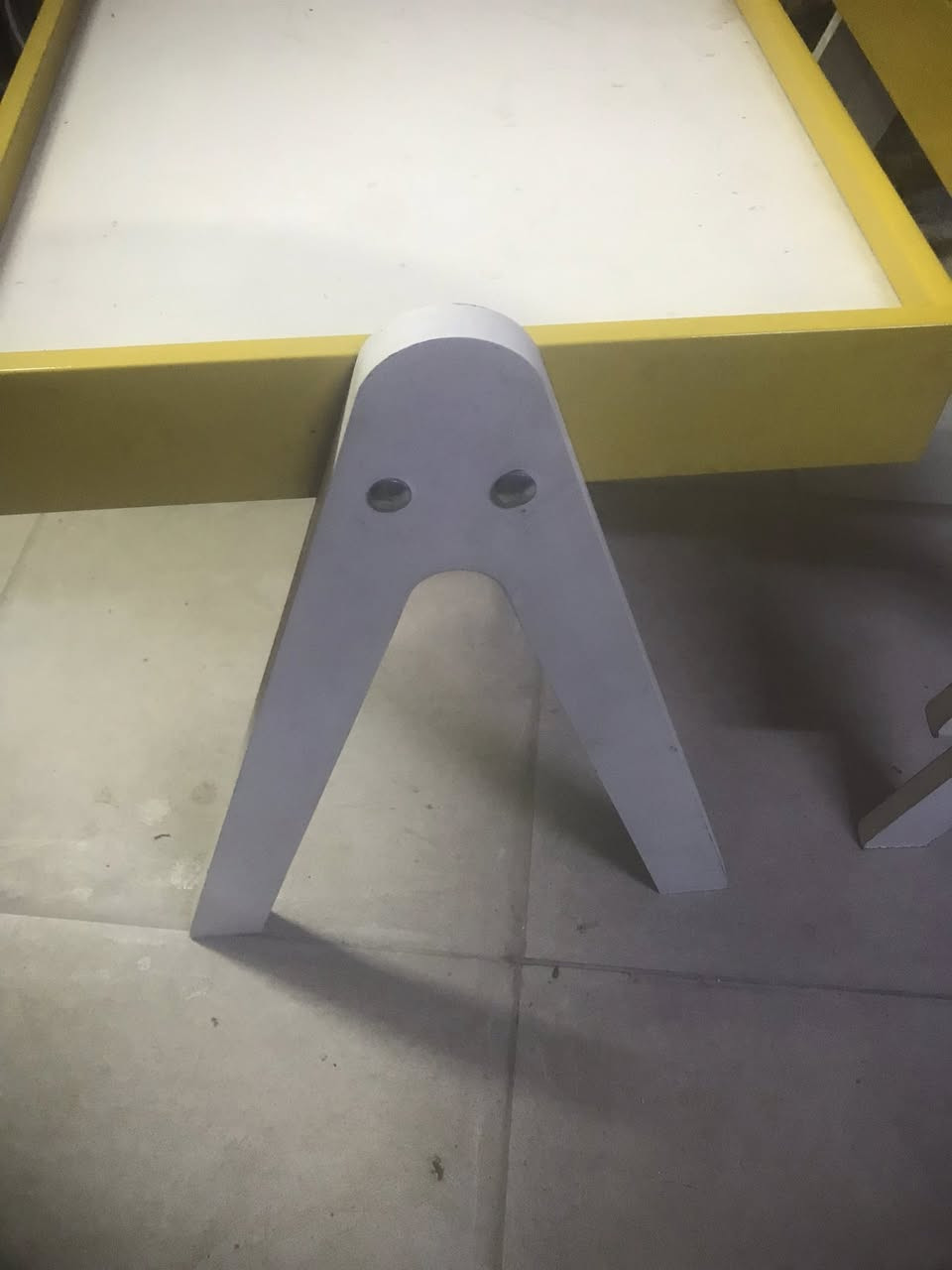 طبلات عدد ٣ للبيع ترتيبهم بهذا الشكل ماياخذون مكان سعرهم ٢٥ يرهمون ديكور


**إذا كنت صاحب هذا الإعلان وتريد حذفه لأي سبب، رجاءا أرسل رسالة إلى الدعم الفني**