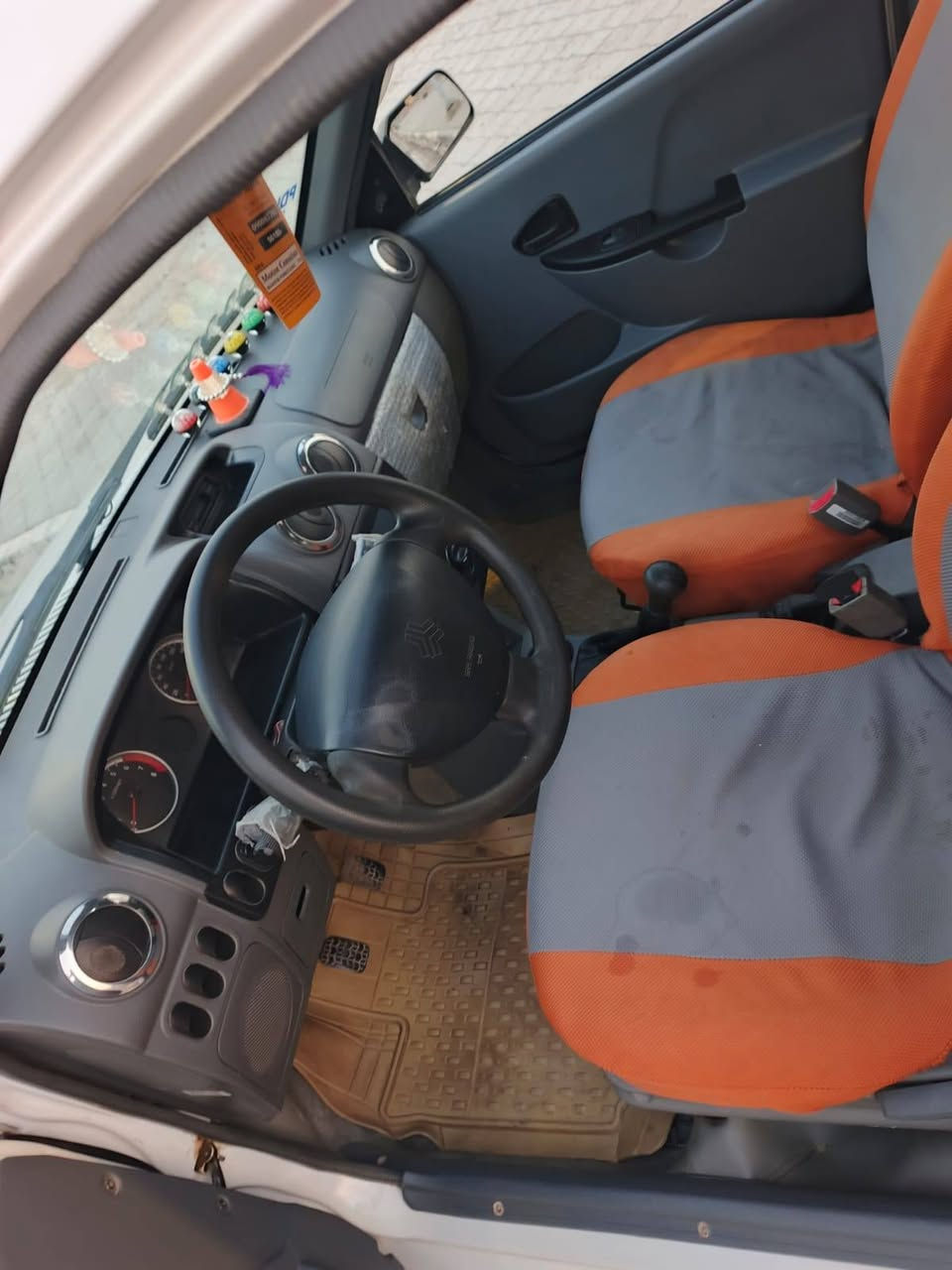 سلام عليكم سايبه موديل 22سياره كفاله عامه مكينه كير تخم تاير حداده تبريد تدفه مابيه اي نقص سنويه 27 بسمنه سياره العنوان البصره الزبير سعر ب60 وبيه مجال قليل  وهاذ رقم تليفون ***********
