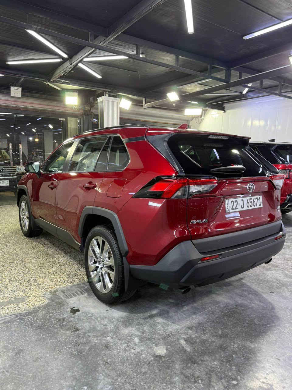 السلام عليكم اخوان
***********
للبيع راف فور 2020 امريكي فول مواصفات رقم اربيل سنوية بااسمي بيها صبغ دعامية وربع الجاملغين ماشية 62 وكسور الف كيلو سعرها 215 مكاني بغداد - حي اليرموك اربع شوارع بغداد, العراق
