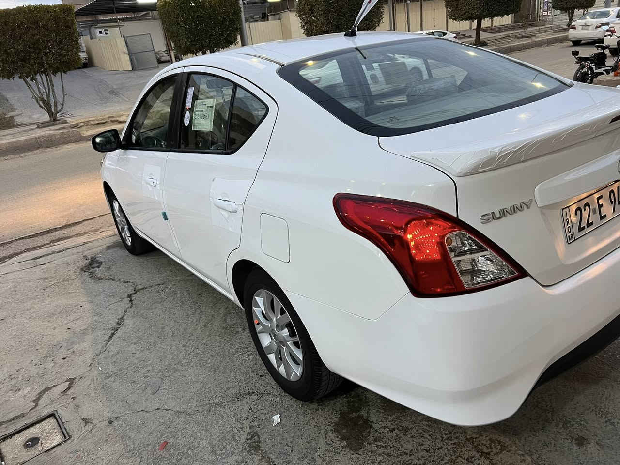 السلام عليكم من رخصت الادمن سني ٢٠٢٤ جديده ع وضع الشركه تحويل مباشر ماشيه ٦٥ كيلو متر سنويه جديده السياره كلشي مابيه نقص السعر ١٢٥ بيه مجال للاستفسار اتصل  موقع السياره الانبار قضاء هيت***********
