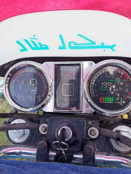 سلام عليكم ستوته للبيع 2023نضيفه ماماشيه هواي رحمه على والديه المو شراي لا تعبني السعر 2500 قفل ومامتواجد مكاني نعمانيه على النت ***********
