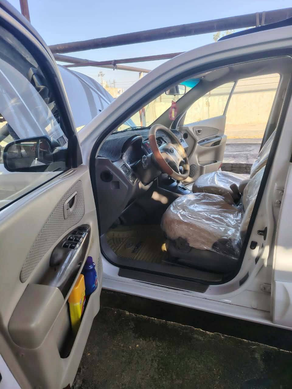 سلام عليكم توسان موديل ٢٠٠٩ سياره جاهزه من كلشي محرك وكير وحداديه وتبريد كل جاهز سنويه ل٢٨ استسفار ***********
