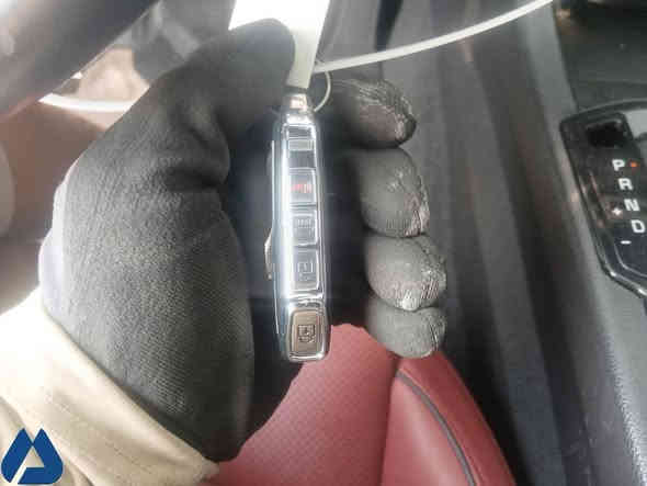 2024 وارد امريكي GT line محرك 1600 تيربو  معروفة مواصفاتها فول بانوراما بصمة جلد احمر تشغيل عند بعد رادارات  ايقاف ذاتي كشن تدفئة 4انظمة قيادة وبعد بيها مواصفات معروفة دخول جديد حادثها موضح بالصور الجاملغ الامامي الايمن تبديل اصلي مطابق بلا صبغ والبنيد من امريكا مصبوغ صبغ درجة اولى السيارة بدون ايرباك الرقم اربيل بأسمي تحويل مباشر كير محرك تبريد حدادية كلة جديد ومكفول  باب الصدر بيه تصليح بارد بلا صبغ سيارة حلوة مال جناي السعر 185 وبيه مجال للشراي 
***********
