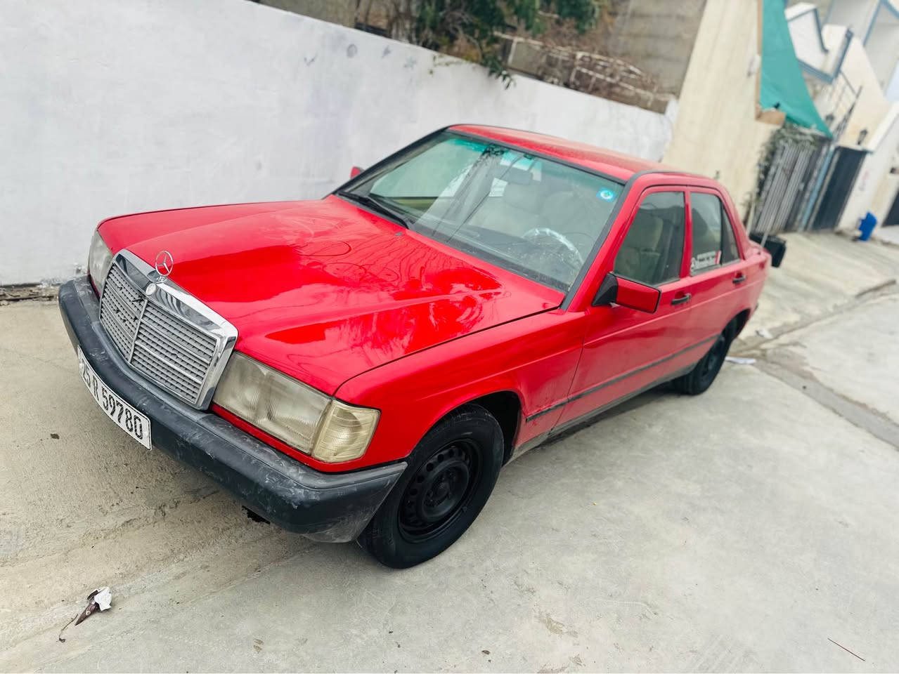 مارسيدس 190طيارين رقم كركوك مشروع وطني جديد الي٢٠٣٠كيرومحرك اونجي كوبون بنزين بيها سياره بدون قطره ضرر و خياس  رقم دولي قفل مركزي ABSدواخله باقي عل وضع شريكه سعر٤٥بيها مجال مكان كركوك***********
*********** كركوك, العراق
