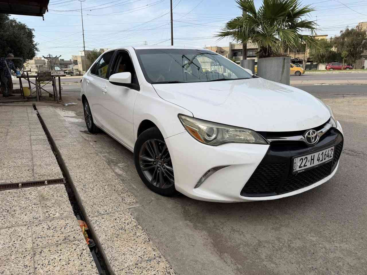 كامري 2015 فئة se
ماشيه 140 الف 
سيارة بدون ضرر كلين 
سعر 155 وبيها مجال 
مكاني موصل ***********
