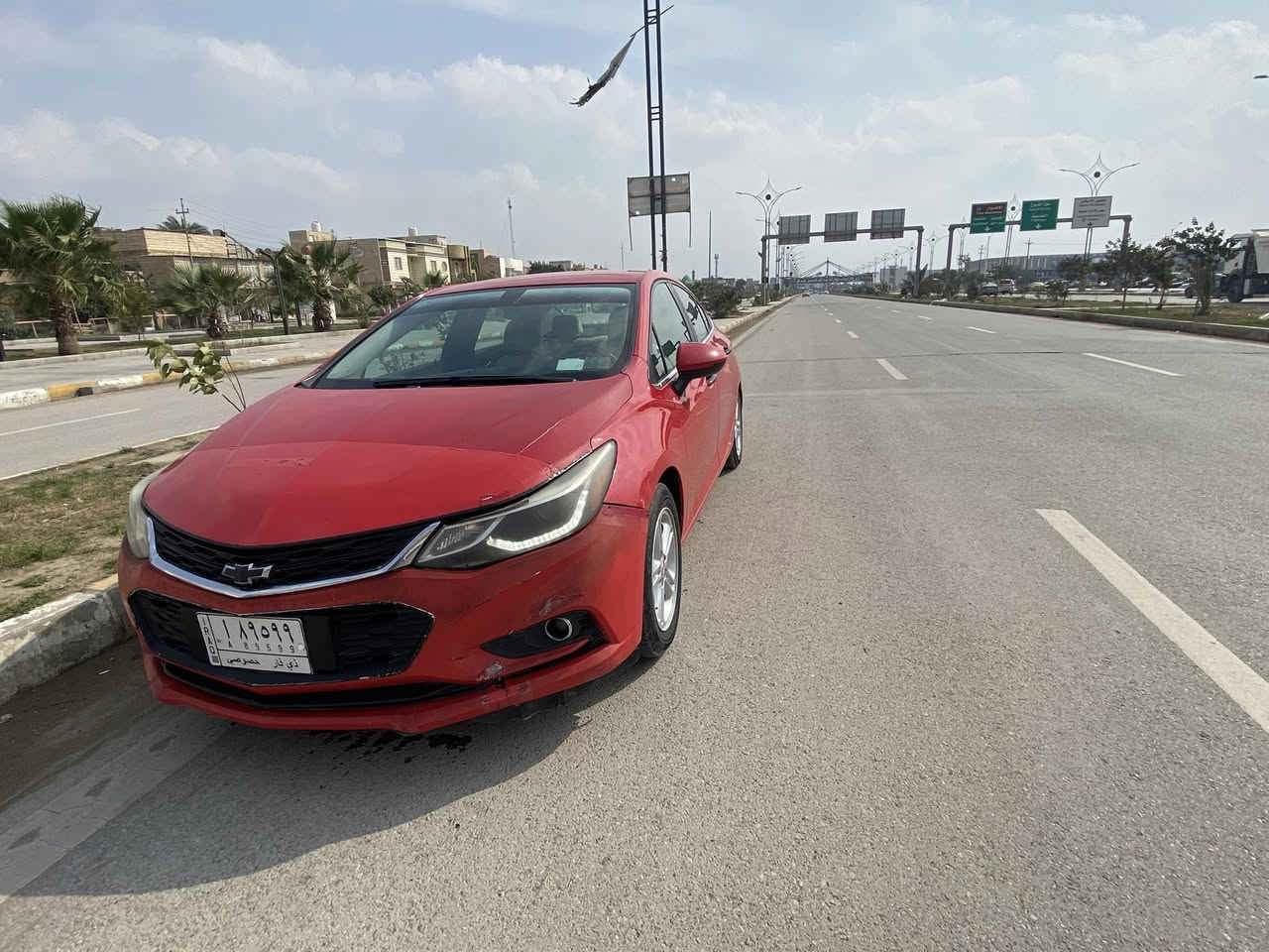 السلام عليكم كروز 2018 للبيع حادثها مثل ماموظح بالصور رقم ذي قار ماشيه 180 كم السعر 90 وبيها مجال للشراي ***********
