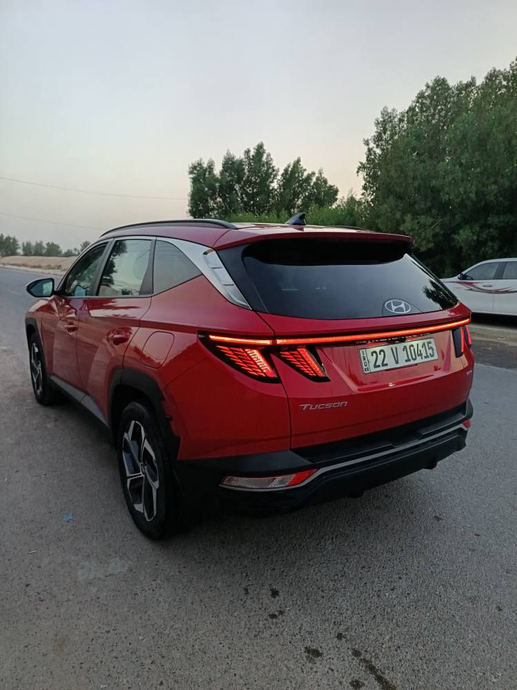 السلام عليكم ( للبيع فقط) 
توكسان موديل 2023 اربيل وارد امريكي فول 
بدون قطرة صبغ بدون تبديل بدون ايرباك
( حادثها فقط تعديل pdr بارد جاملغ 
الباقي كفاله عامه شرط السونار 
الموصفات 
🔹فتحه سقف على طول السقف 
🔹كشنات جلد بالكامل + تدفئه
🔹كشن السائق كهرباء + هاند بريك بصمه
🔹بصمة تشغيل + بصمة ابواب + جنطه كهرباء 
🔹شاشه ايباد كبيره الحجم + تبريد شاشه
🔹تدفئة مقود + فول رادار 360 درجه
🔹اشاير بالمري + نقاط عمياء 
🔹 ( جميع الايرباكات سليمه)
🔹*********** بغداد, العراق
