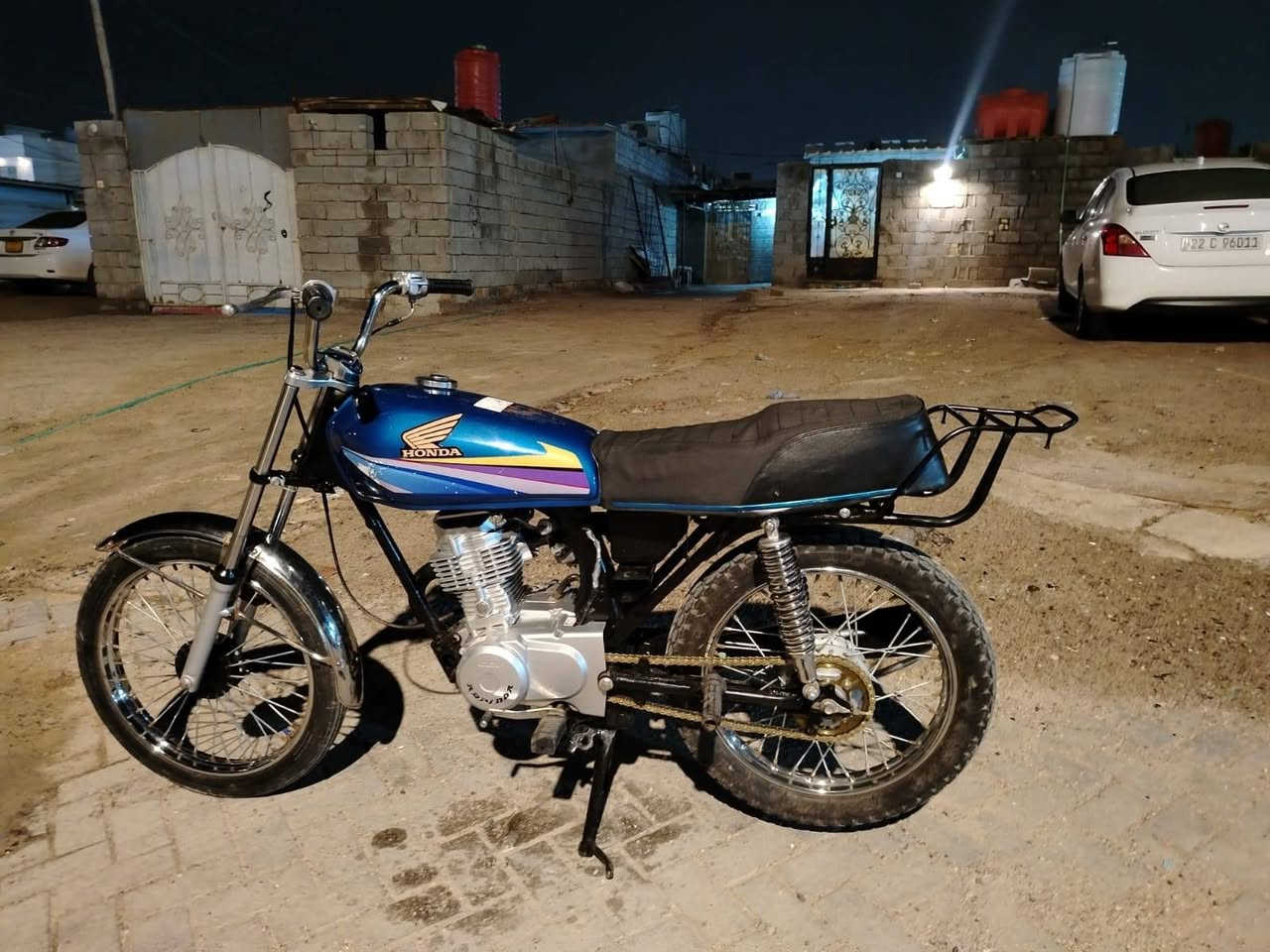 السلام عليكم دراجه رابيدو للبيع دراجه حلوه اي شي ما ناقصها سعر 550 مكاني بصره جمعيات شراي يراسلني واتساب مامتواجد عل فيس***********
