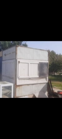 كرفان ٢*3 مابي سقف  مكاني بالنجف حي الجامعه السعر الخاص أو اتصل 078025...