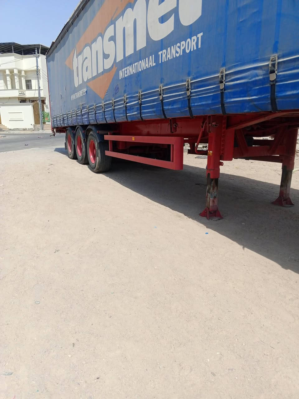 عربانه منفيس دخول جديد صار اربع اشهر من طابه جديده نص جناب قفس كامل اربع تكم  *********** السعر (٨٥)
