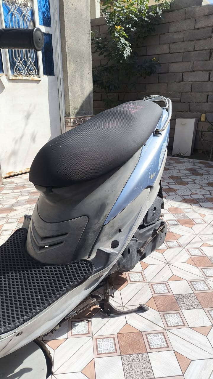 سلام عليكم ماكس منغولي حاويه صارلها سبوع نازله.
دراجه سلف هندر. مكينه مكفوله برغي مامفتوح. بيها
اشاير لايت عالي ناصي دبلات امامي وخلفي بريك امامي وخلفي قفل صندوق قفل سكان كيج بانزين /كيج كيلو متر دراجه كفاله عامه وكله ختم واحد وي لمكينه
المكان البصره قضاء المدينه 
الاستفسار ***********
