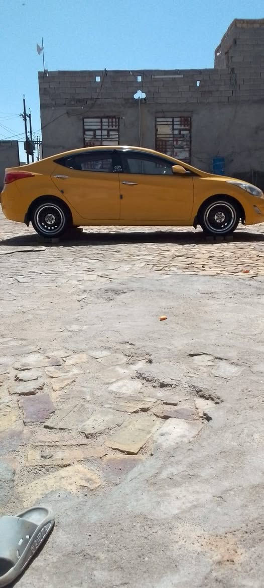 سلام عليكم انتره موديل 12 خليجي رقم بصره سدر مكينه الف 600 جيده كلش كير كفاله سنويه ل 27 مكان سياره العماره  اني مكلف بنشر *********** سعر 88

