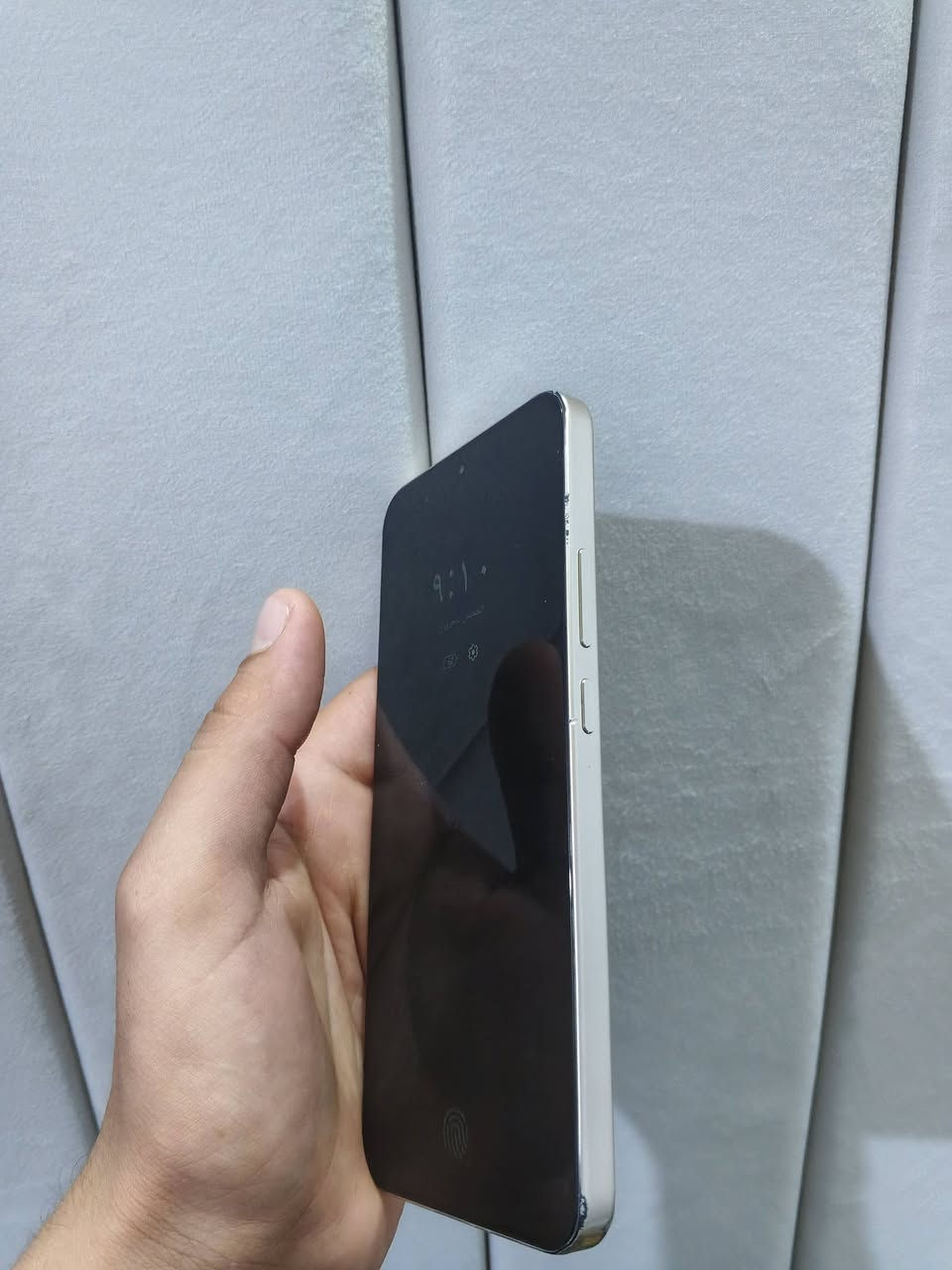 HONOR X9D G5 ذاكره 256رام 12+12
جهاز كارتونته وغراضه كامل شرط ممفتوح ومن كل عيب مكفول وضمان 
تصوير فول وايفاي بطاريته عملاقه 
جهاز فقط عيبه هاي خدوش بالشاصي مثل ما واضح بالصور لا تعبني ولا تعبك وتكلي بي وما بي جهاز سعرو 375الف قفل من اخير شراي تواصل واتساب او خاص ***********
