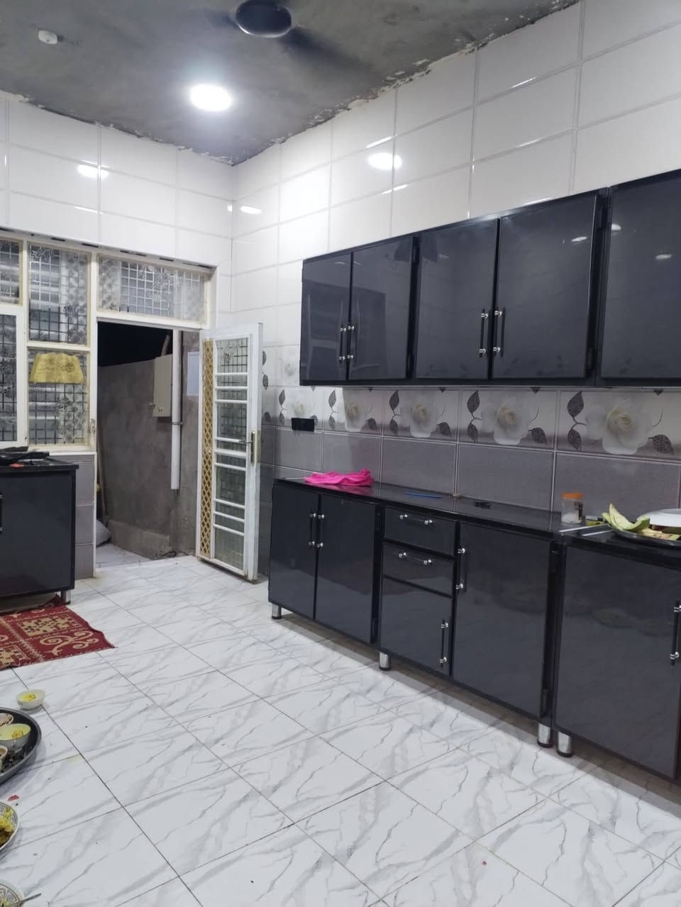 بيت البيع المساحه 150مطلوب للسكان 
الاستفسار ***********
بل الشويله قرب مدرسة غصن الزيتون
