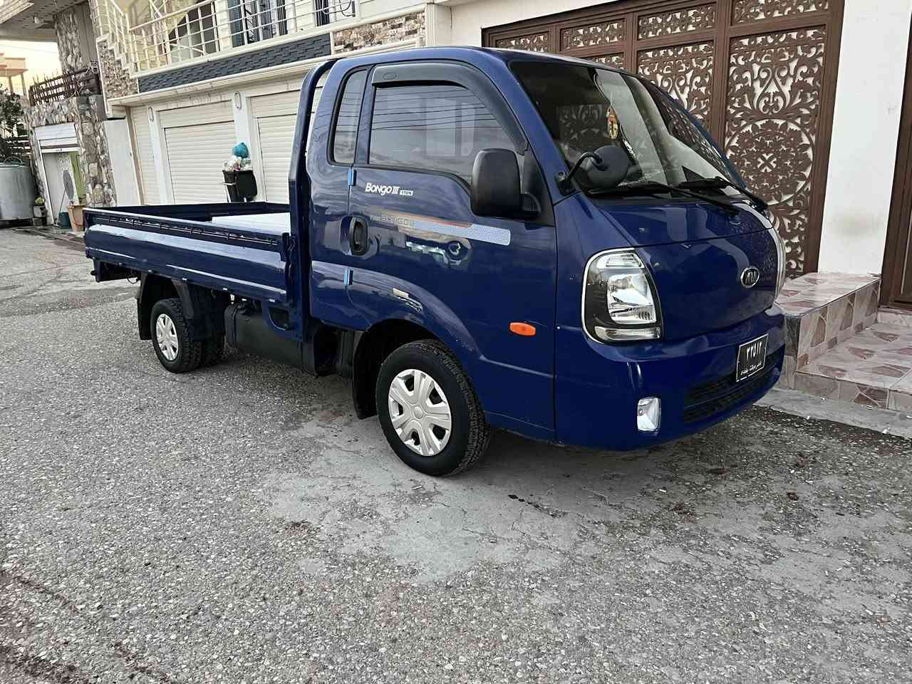 سەرەتا بەناوی خوا
کیا دووتەنی٣٠٠٠هەزاری ئەنجکتەرمۆدیل ٢٠٠٩
شکلی گۆراوە بۆ ٢٠٢٠.  ٣دوگمە
سەیارەکە دووبەیە بەشەرتی ماڵی مەدەنی 
گێر ئۆتۆماتیک گێرو مەکینەو ئەکسل بەشەرت
دەعامی نیە دڵیەکەی وەک شوشەیە
٦تایەی تازەیەی لەسەرە 
تەبریدی بەسراوە 
تەبرید ساردوو گەرم 
سەقف سەلە
نابۆدی بۆ بەسراوە
تازە ڕۆنی گۆراوە 
کارەبای کامل 
تەجیل و سەماعەی کامل جایز کراوە 
سەیارەکە وەسفی ناوێ
سەیارەکە ماڵی دۆسەتە 
٦٣مەجالێکی برایانە
***********
جوابی کومێنت نادەمەوە وەتسئاب و فایبەری لەسەرە
