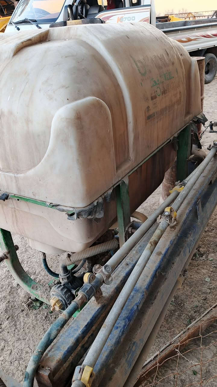 مرشه للبيع شغله مكان شحميه ***********
