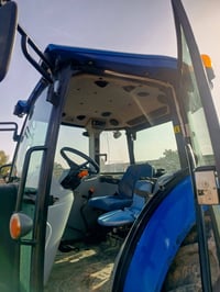 تركتر نيو هولندا 2014 رقم شمالي فول اوتوماتيك حجم 110  جاهز للعمل گير ...