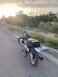 للبيع • دراجة