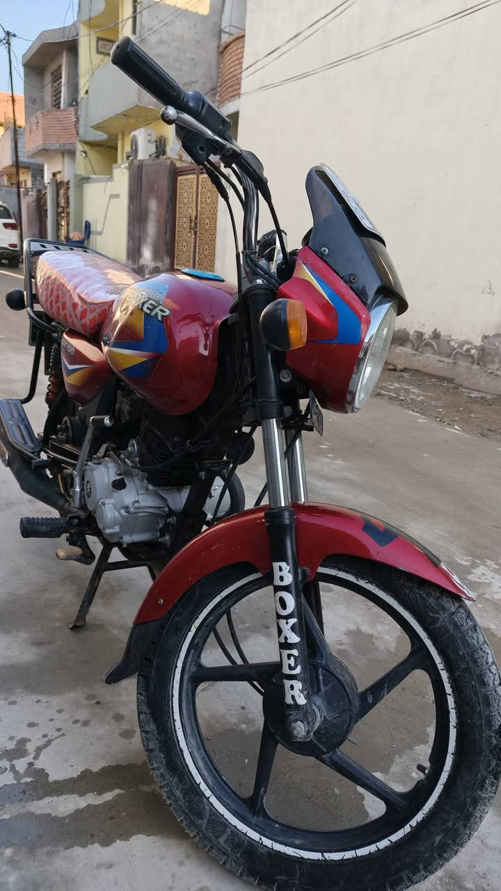 بوكسر 20 نضافة بمليون ونص مكينه وكشر كفاله كلة بلادي شخط مابيهة دراجة تخبل خير من الله مكان بعقوبة 

***********
