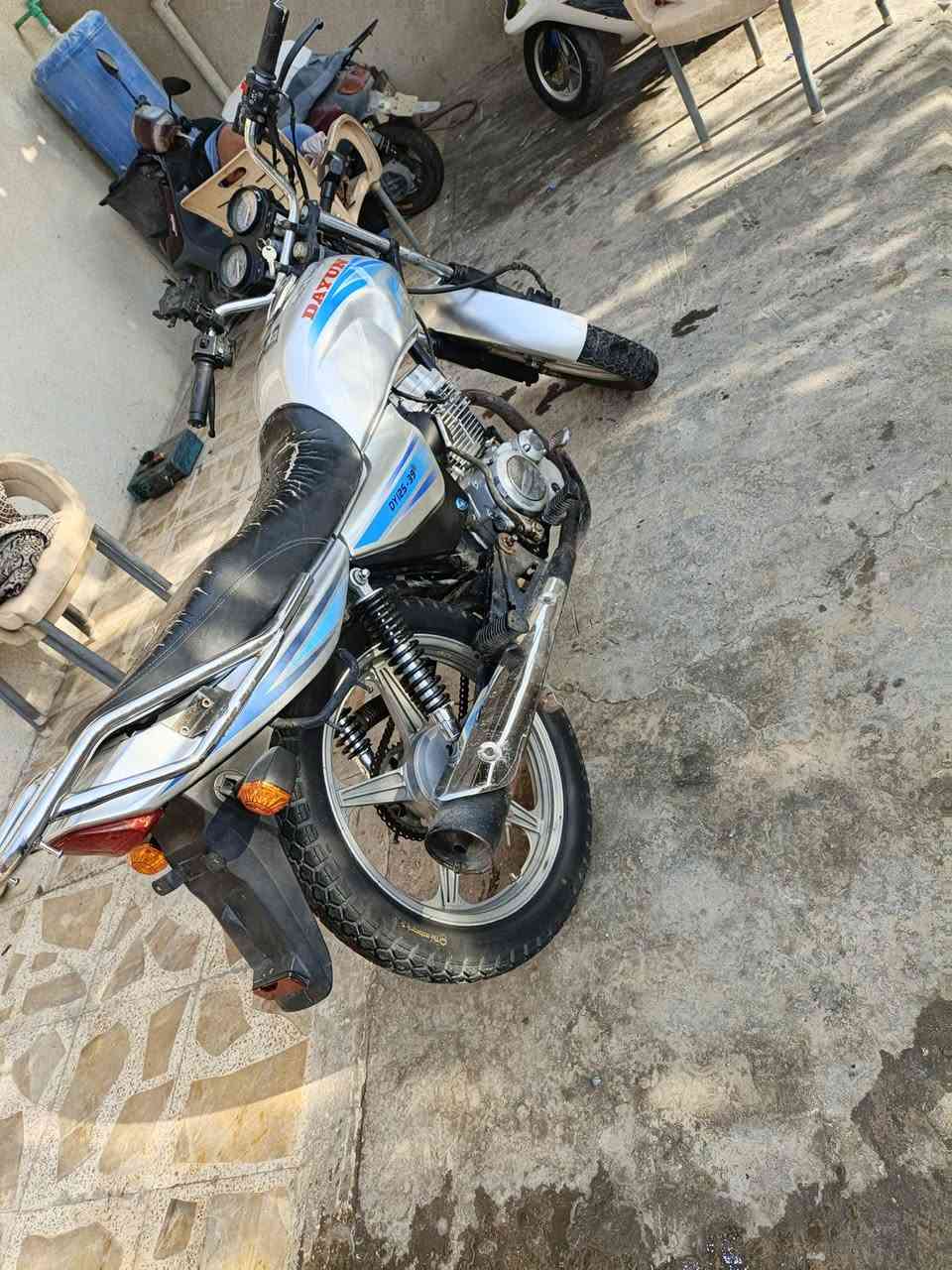 سلام عليكم دايون عضم مديل2020كلك مكينه ناعمه لاتبخير ولاتنقيص كله شغال كهربائيات سعر 500وبيه مجال ***********واتساب موجود
