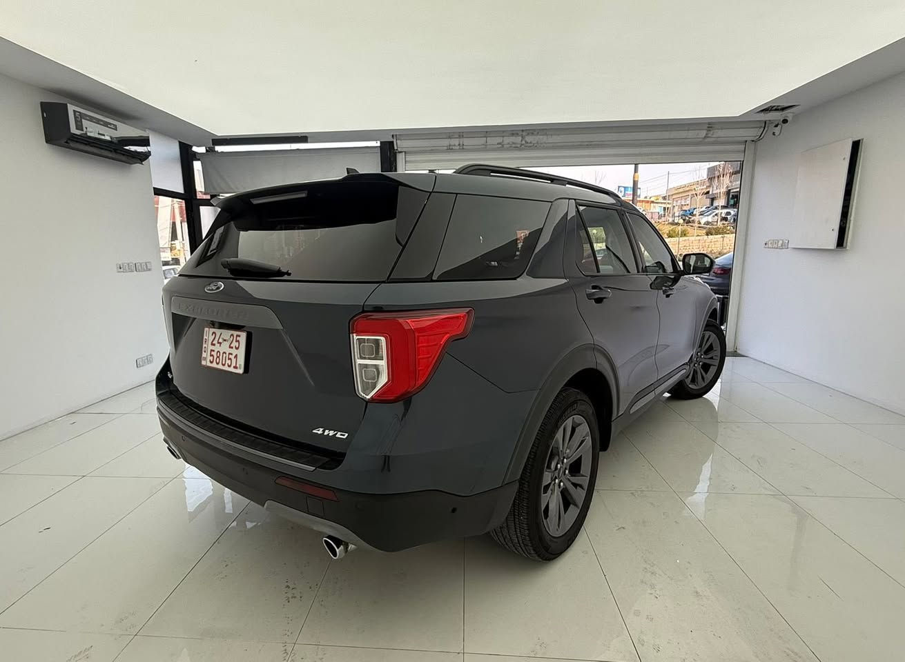 𝐅𝐨𝐫𝐝 - 𝐞𝐱𝐬𝐩𝐥𝐨𝐫𝐞 - 𝐗𝐋𝐓 

- النوع السيارة : فورد اكسپلورر
- الموديل السيارة : 2023 
- السيارة فول مواصفات 1/1 

- السيارة ( كلين تايتل )( مكانين pdr بسيط )( حتى الدعاميات بدون صبخ )باقي شهرين عالرقم
- گير محرك بشرط ( محرك ٤ سلندر توربو ) 
- ( السيارة الماشية : 24 الف مايل فقط ) 

- شاشة ، كشنات جلد و هيتر ، ستيرن هيتر ،فتحه سقف پانوراما
- دبل اكسن سيارة مرغوب ( دواخل vip ) 
- يعني فول فول المواصفات السيارة 1/1 

- السعر السيارة : مناسب مناسب 
- السعررر / 282 $ ورقه و مجال 
- مكان السيارة : دهوك 
- / الهاتف : 0750.496.70.98


**إذا كنت صاحب هذا الإعلان وتريد حذفه لأي سبب، رجاءا أرسل رسالة إلى الدعم الفني**