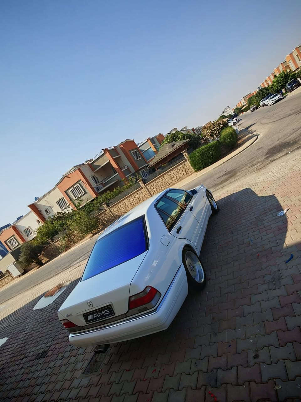 مرسيدس شبح موديل 1995
s320بلاد
v6
دبل جام 
كهربائيات كله شغال
گير محرك كله مكفول 
ويل amg
سياره جاملغ ونص بنيد بدون دواخل 
رقم اربيل تحويل وكاله ثاني يوم 
سعر 100
وبي مجال قليل 
***********
