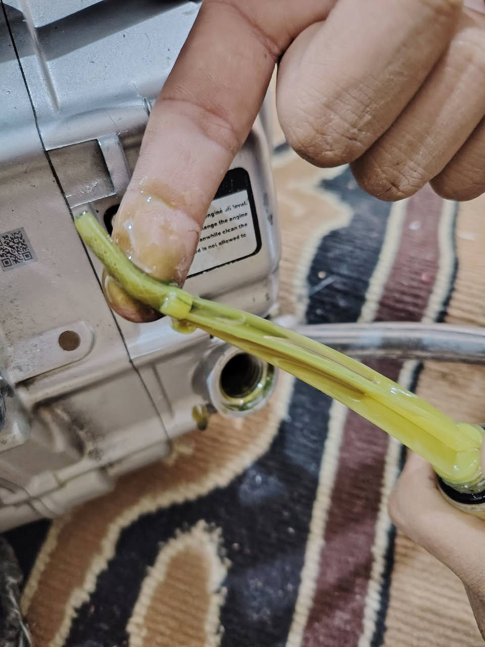 متاح مكينه جديده ماعرف شنو بيه كوم حديد مكاني رميثه بيش ما جان خذه


**إذا كنت صاحب هذا الإعلان وتريد حذفه لأي سبب، رجاءا أرسل رسالة إلى الدعم الفني**