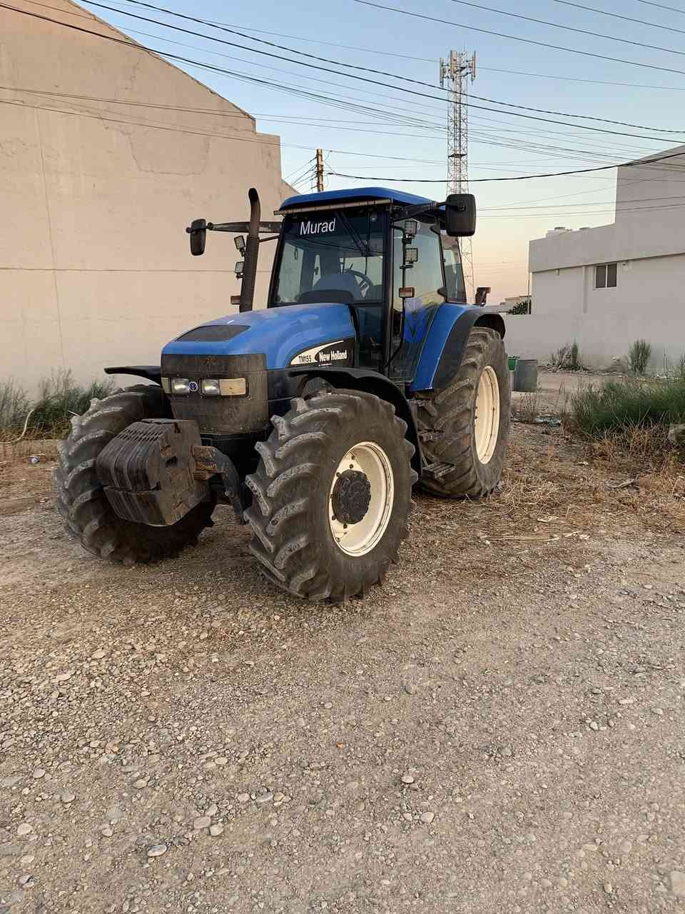 نيهولند للبيع حجم155 موديل2003گير و مكينه مو مفتوح فول فول اوتوماتيك رقم موبايل(***********)
