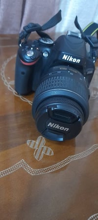 نيكون 5100D • عدسة ١٨-٥٥ • نظيف ٩٩٪