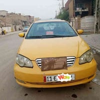 يالله سلام عليكم  بي واي دي موديل 2013 اف 3بيها ضربه ب الجاملغ الامامي...