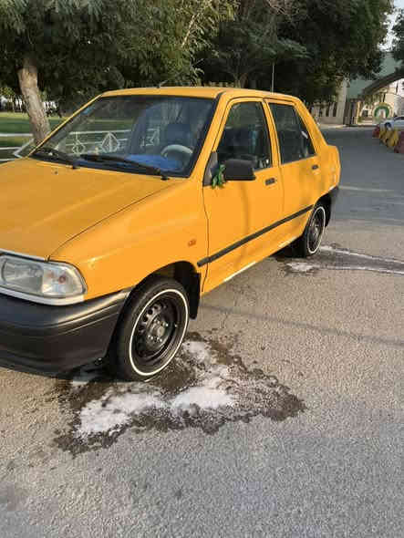 السلام عليك سايبه مديل 19 سياره جاهزه عله آخر حبايه كلشي مناقصه لأضربه ولا صبغ فقط بارد بخشم الجاملق والباب شويه مكينه كير خير من الله ترايك وين ميعجبك هيه وغرامه مصفره كلشي ماعليه رقم انكليزي غرفته بالجيس لا خاس ولا شي بيه مراوس فقط مراوس فقط 

***********
