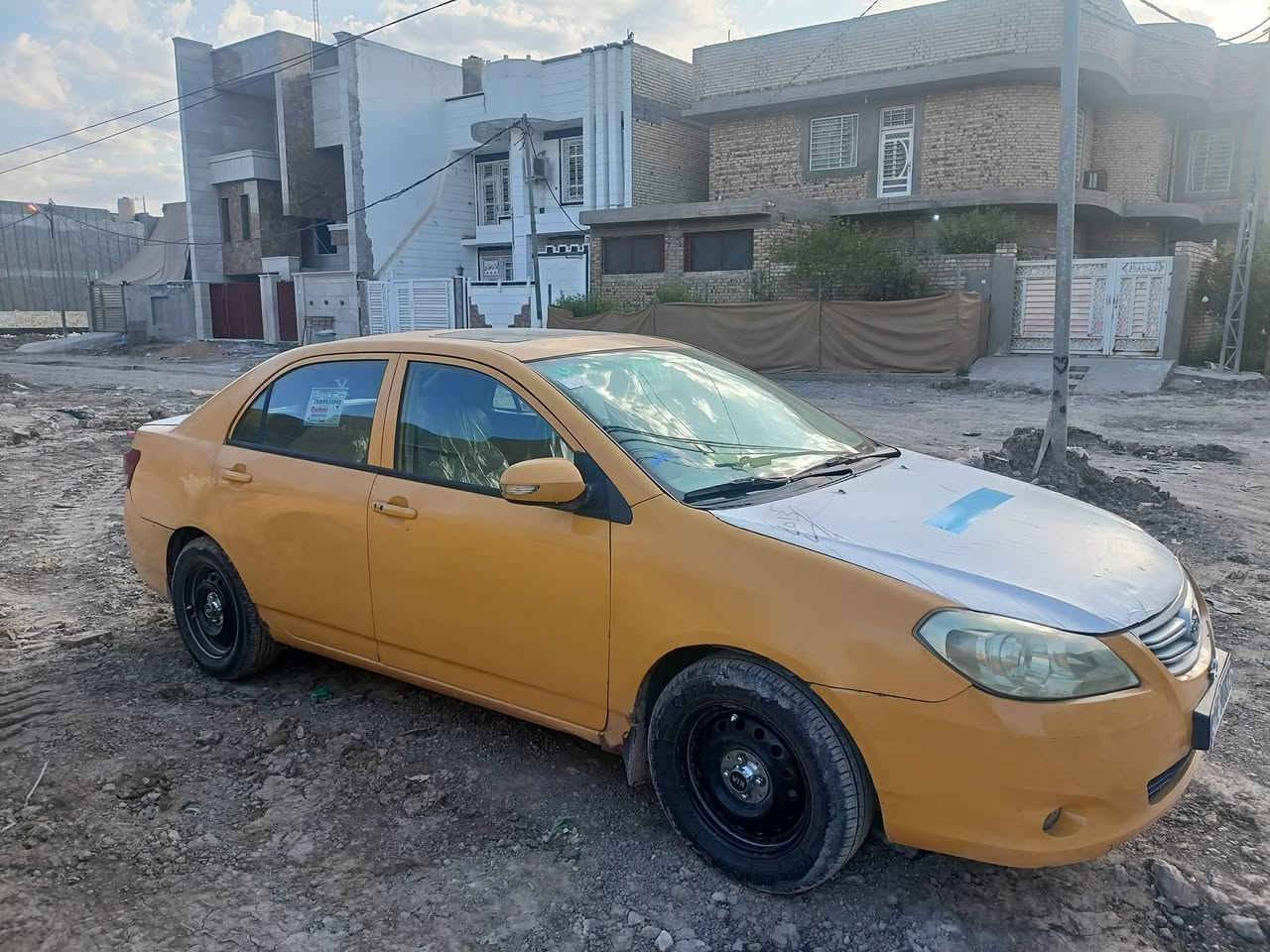 سلام عليكم بي وايدي موديل 13
رقم بغداد بسمي سياره مكينه وكير مكفواله
محوره اله كوره مكينه وكير حجم المحرك 1600
سياره جاهزه ومانقصه شي داخل مكفوال لا ضربه ولا تبديل
السعر 47  
مكان سياره حله شارع 80 رقم الهاتف ***********
