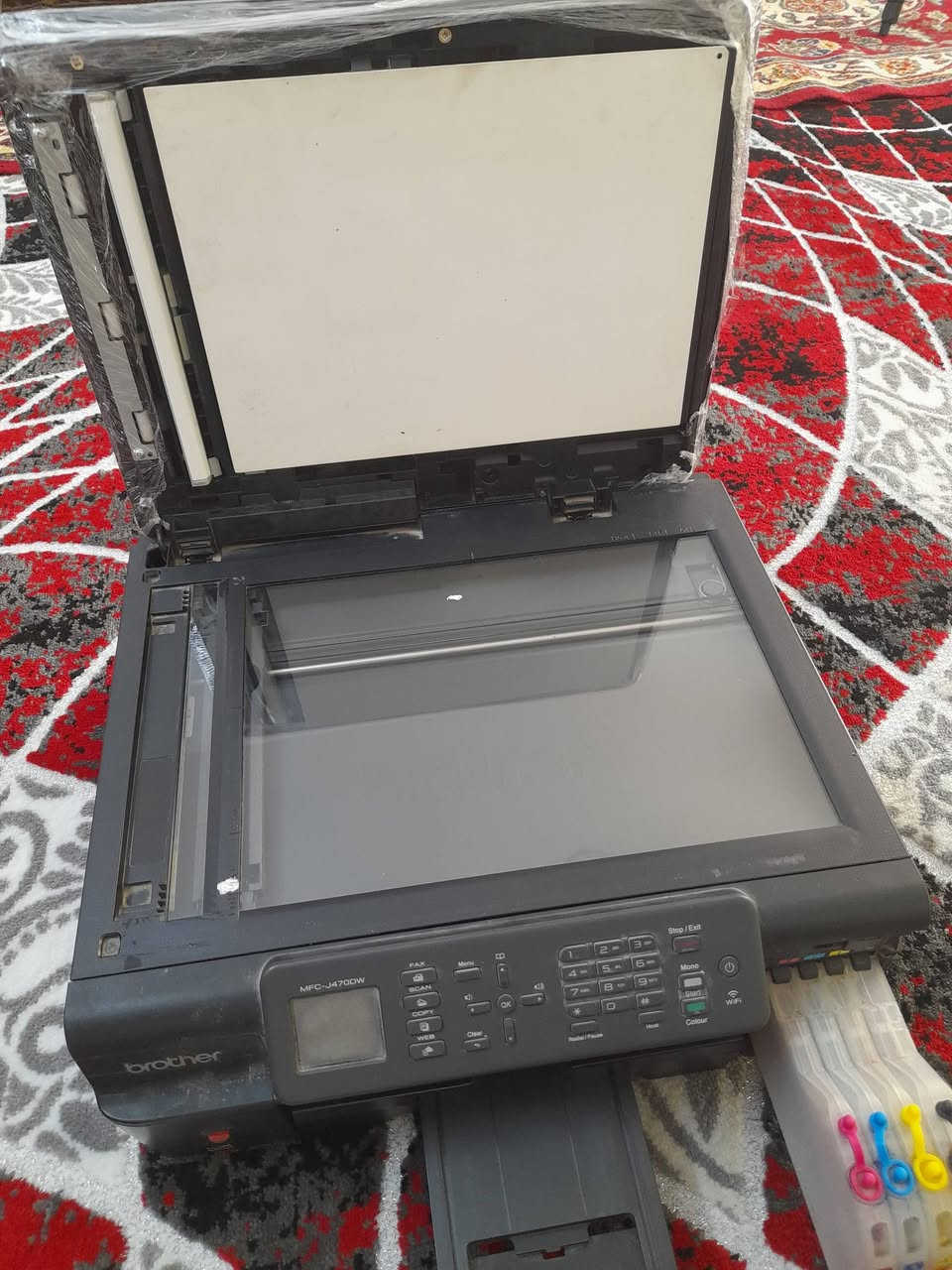 السلام عليكم ورحمه الله وبركاته طابعه براذر للبيع ام اف سي 470 دي دبليو طباعه واستنساخ واسكنر زائد طباعه ملازم النظافه 95% الى 90% علما تم تغليف الفيدر حفاظا عليه من الاتربه الطابعه امامكم نظيفه جدا وتقرير الطباعه امامكم جيد جدا ومضاف اليها منظومه خارجيه بشرائح اصليه الطابعه تدعم نظام الطباعه على الوجهين التلقائي بدون قلب الورقه الذي تخرج من الطابعه وايضا تستخدم لطباعه واستنساخ الملازم الدراسيه وتستخدم لارشفه الملفات سواء كان عن طريق الهاتف او عن طريق الحاسوب وايضا تدعم نظام الواي فاي السعر والتفاصيل تواصلوا معي على الواتساب او مراسله الصفحه علما ان يتوفر خدمه توصيل في بغداد والمحافظات***********
