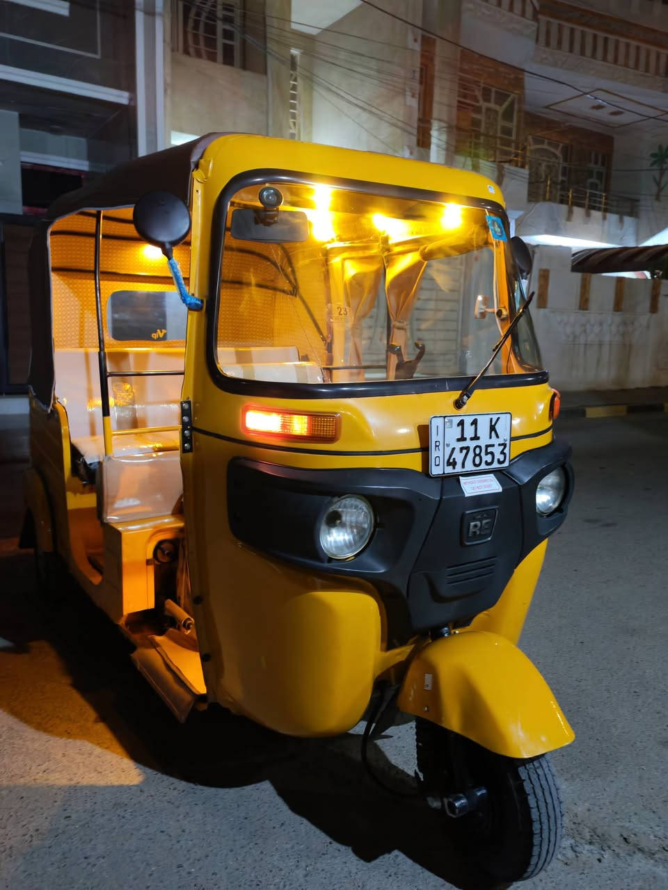 سلام عليكم تكتك موديل 2020شهره 6 كير مكينه  خير من الله جادر جديد دوشمه جديده تخم تاير صبغ جماليه فقط بدون ضربه  ومعجون بيها شخط موضح بل صوره رقم سنويه هزة جديده تحويل ثاني يوم كل نقص مابيه كبل لشارع الف ماذب علي مكاني بغداد حي الجهاد السعر 7100 بيه مجال
ممتواجد بل فيس  شراي اتصل  ***********
