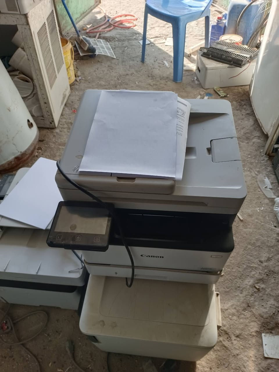 السلام عليكم للبيع المكان سوق الشيوخ ***********
