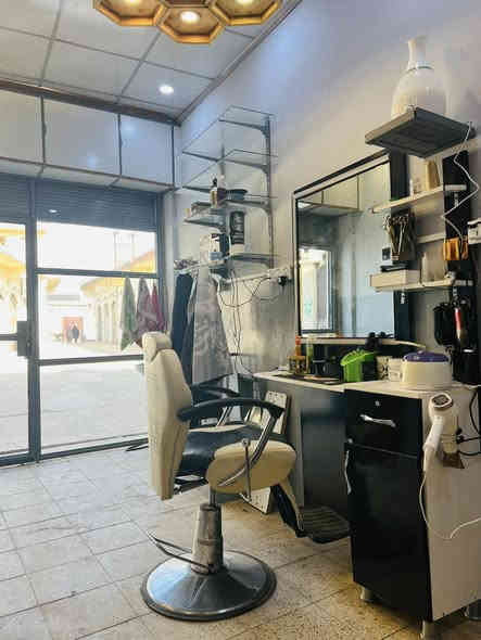 🎉 عدنا على بركت الله تم افتتاح🎊
صالون حلاقة العمدة
بإدارة ( عماد البدر)
---
🪒 خدماتنا المميزة:
✂️ أحدث قصات الشعر العصرية
💈 تصفيف وتنسيق الشعر
🧴 العناية بالبشرة والتنظيف العميق بلماسك
---
👦 مخصص لجميع الأعمار:
• شباب • رجال • أطفال
---
⏰ ساعات العمل اليومية:
9:00 صباحاً - 12:00 منتصف الليل
عدا يوم الاثنين عطله
---
🎁 عرض الافتتاح الخاص:
خَصْم ٢٠٪ 💰
لمدة ثلاثة ايام يبدأ من الثلاثاء القادم
📅 من 2 إلى 2025/12/4
---
📍 العنوان:
ناحية الشورة - شارع 60 داخل السوق العصري (القيصرية)
بلقرب من مجمع بركات الغيث الطبي
---
📞 للحجز والاستفسار:
***********
انمار الجبوري جاسم الحويحي @الجميع
