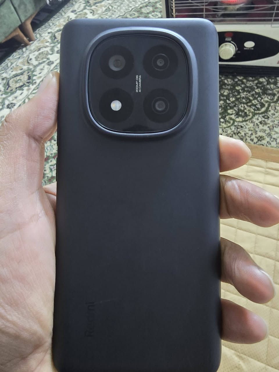 السلام عليكم ريلمي ١٤ بلاس 5g مكاني بغداد ملحقات كامله ما عده الشاحنه
***********
