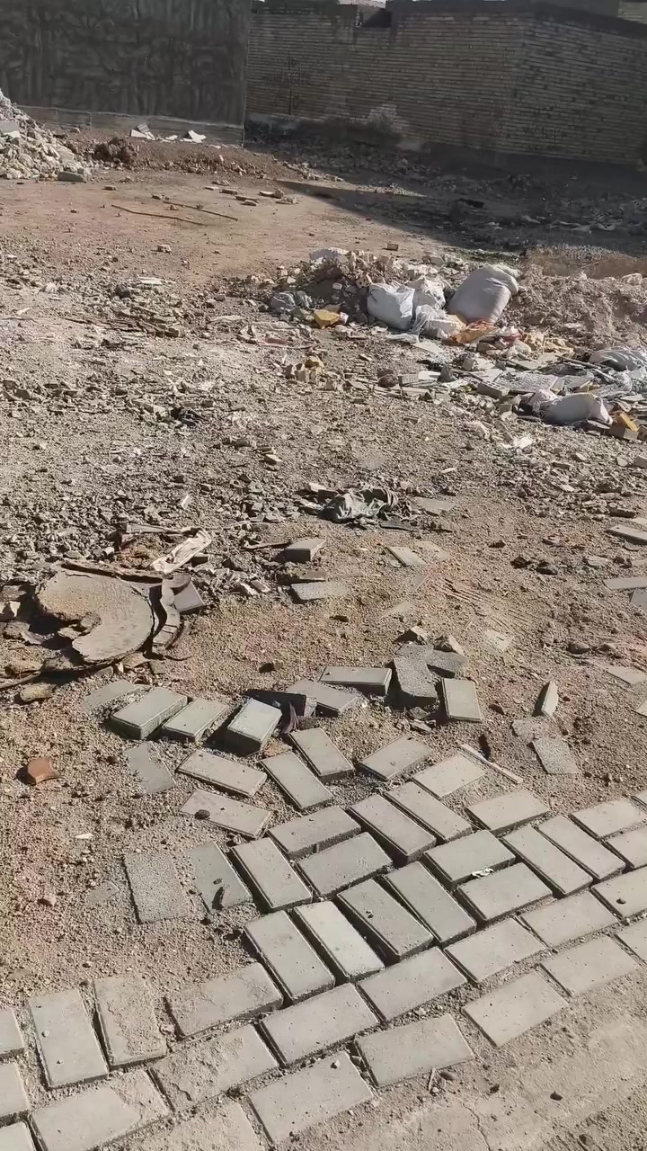 سلام عليكم اخوان قطعه زراعي اللبيع ١٠٠متر في منطقه الرئاسه شارع ٢٠ موقع كلش حلو خدمات كامله حت تبليط وسعر مناسب جدآ ورجاآ ورجاآ مو شراي لا يتصل الاستفسار ***********
