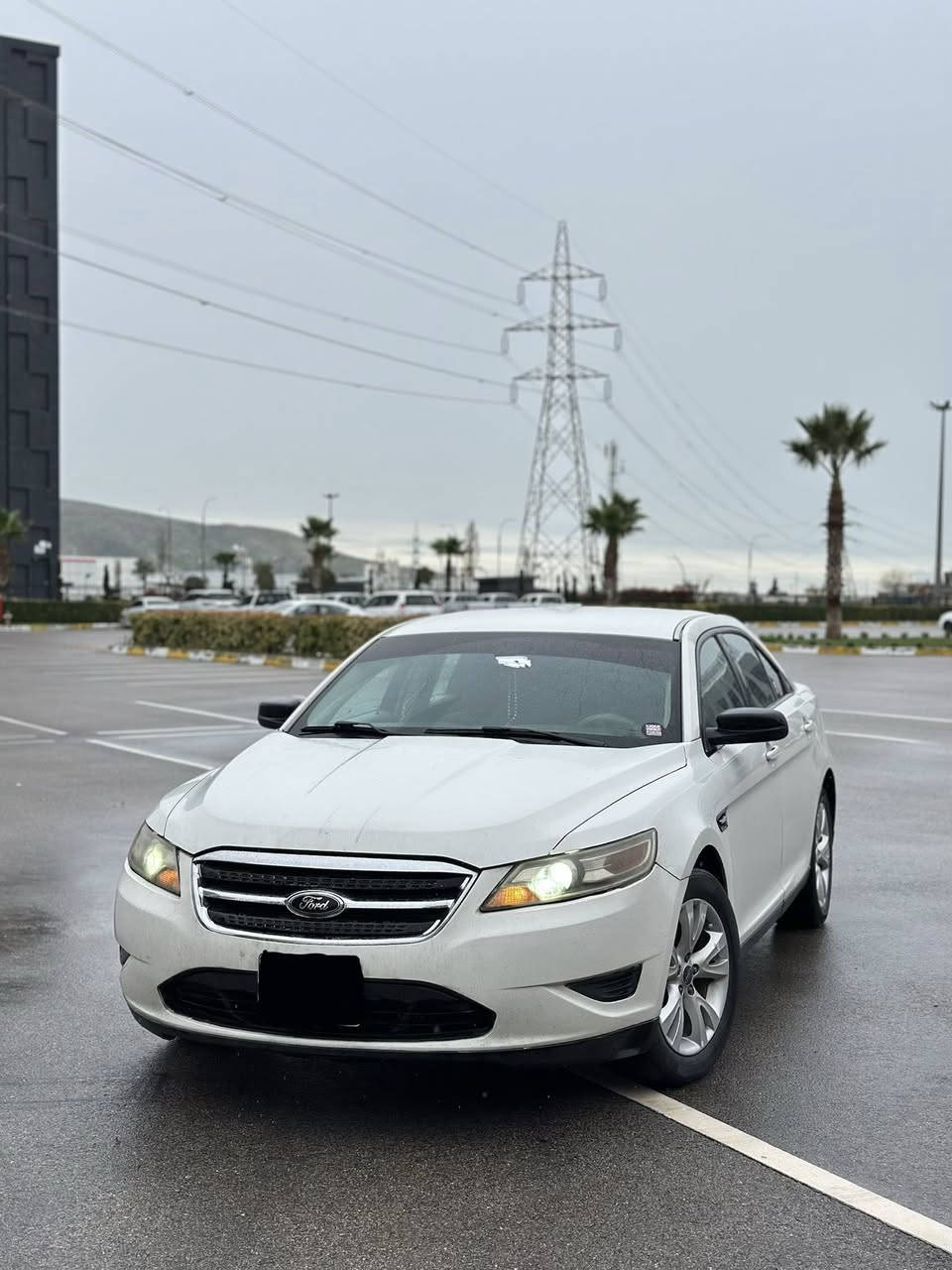 Ford taurus 2012
فورد توریس مودیل ۲۰۱۲ مواسفات ده‌ره‌جه ۲ ، سیاره سه‌ر وه‌زعی شریکی ، گیر و مه‌کینه و کهربیات ب شه‌رت ، تخم تیاره ویل جدید سیاره ئیك دینار مه‌سره‌ف تیدا نینه ، ئیك چاملوغ تنئ به‌غ بئ لیدان ، ده‌ین و دزین و مه‌ده‌نی و برین و قلوپین ب شه‌رت 
ره‌قم موبیل + واتسئاب ***********
سعر : 66 و پیچك مجال
